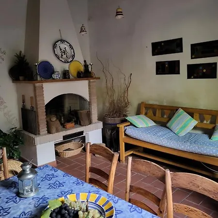 Casa Howard , *